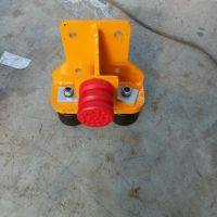 實拍！河南華研免焊接型歐式單梁200輪矩形方管梁頭用防脫軌