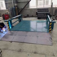 河南優(yōu)質(zhì)導軌貨梯生產(chǎn)現(xiàn)場